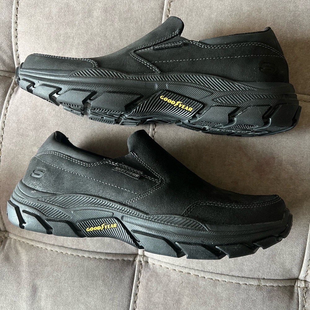 Skechers Black Men's Slip-On Loafers - Picture 5 of 6